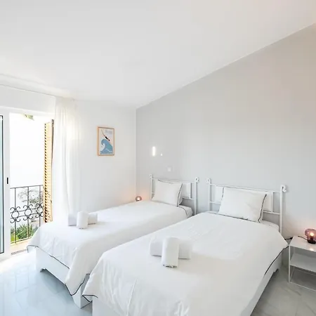 - Sleep 5 - Pool - Free Wi-fi - Air Con 阿尔布费拉