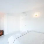 - Sleep 5 - Pool - Free Wi-fi - Air Con